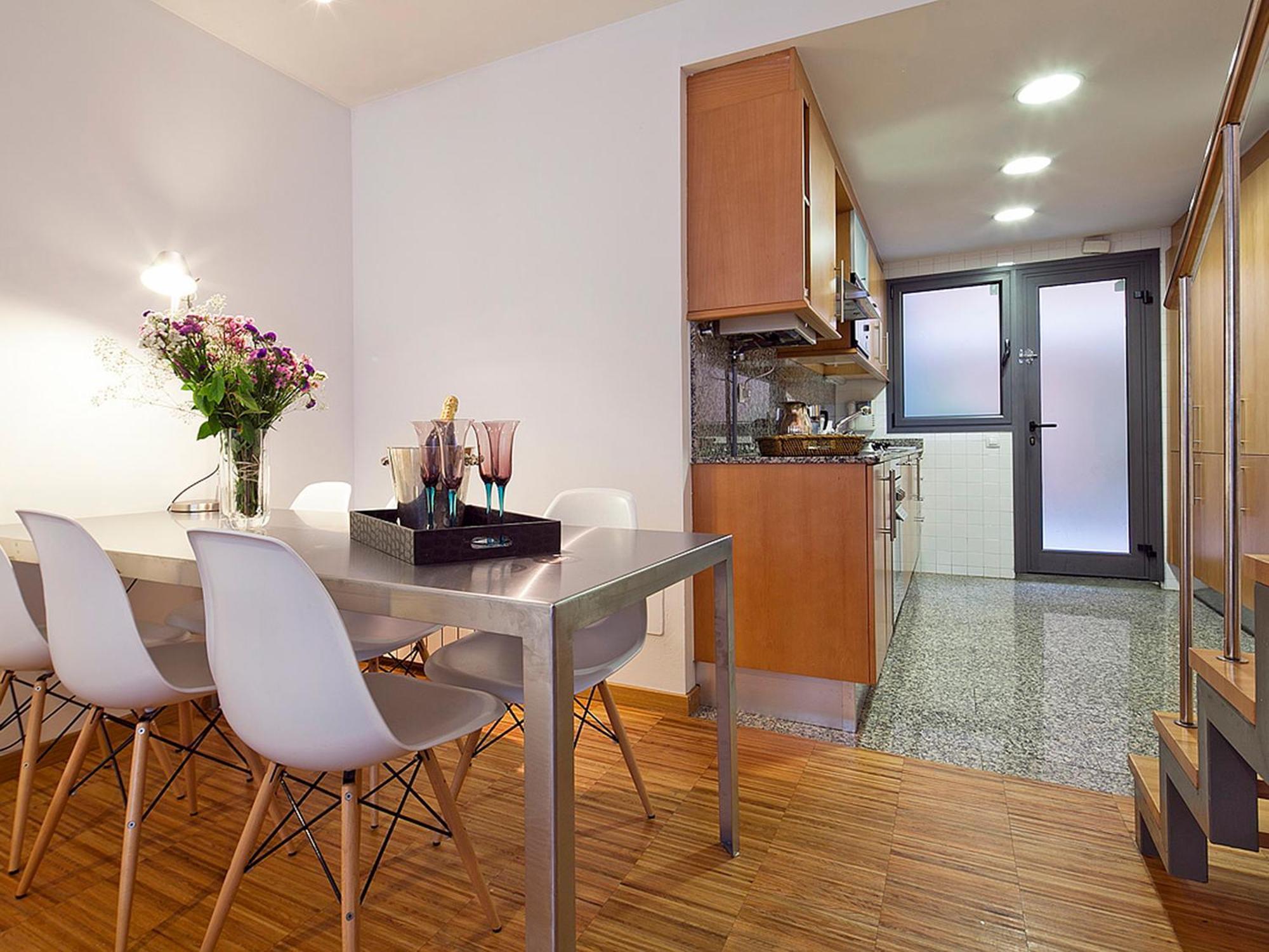 My Space Emirates - Charming Duplex In Ideal For Families Or Friends